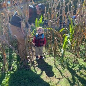 Meet your Posher, Casey